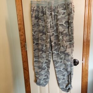 Maurices Pullon Camo Loungewear Pants Drawstring Sz 10